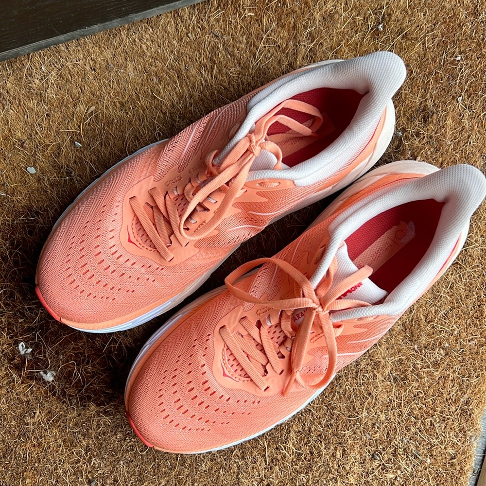 Hoka Arahi 5